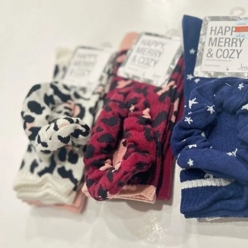 Bundle 6 socks and 3 scrunchies set Jenni  Pack Tie Dye size 9-11